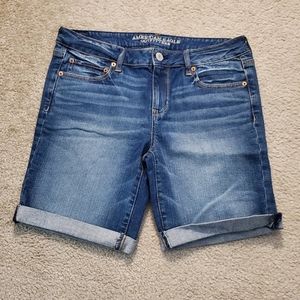 American Eagle Bermuda shorts